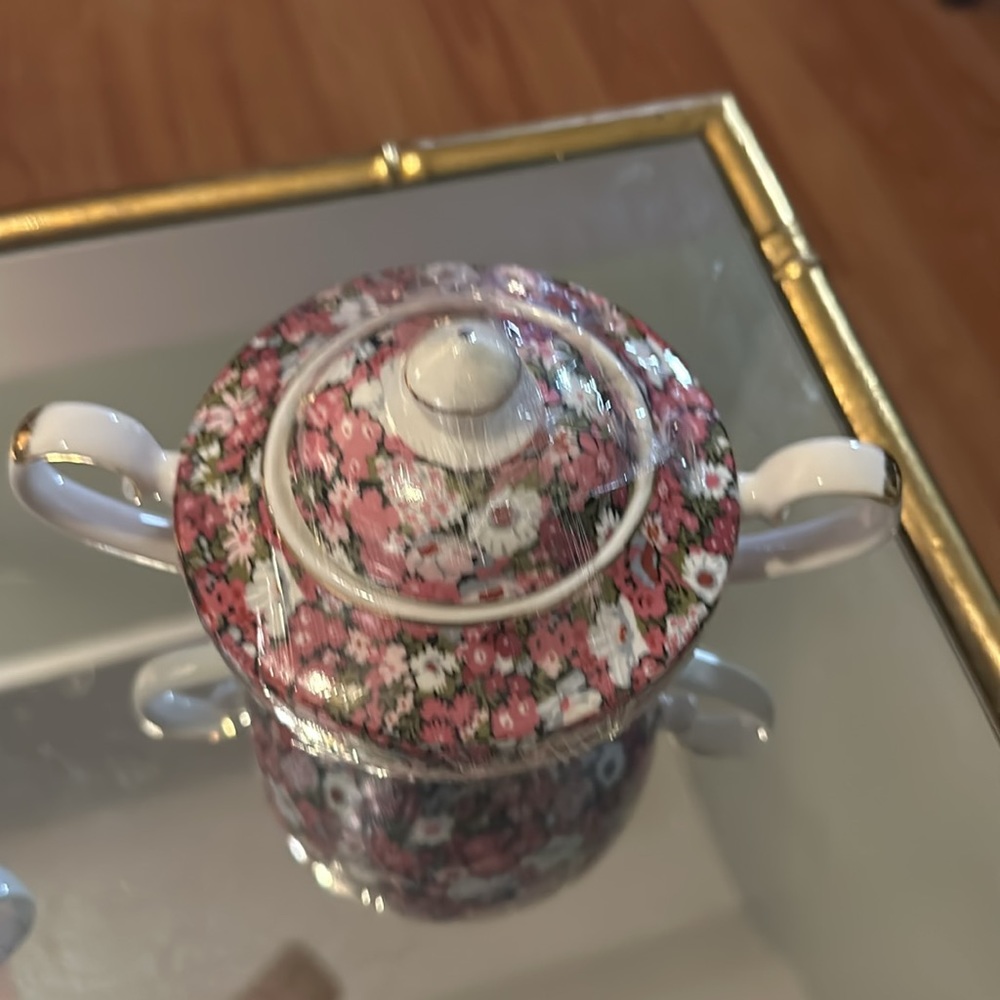 Gracie’s Teaware - Picture 5 of 8